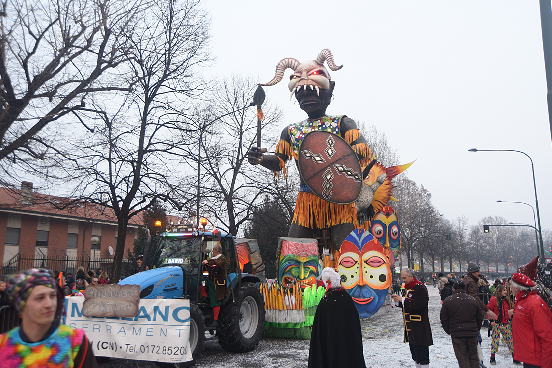 Sfilata carri Carnevale di Torino_434.jpg
